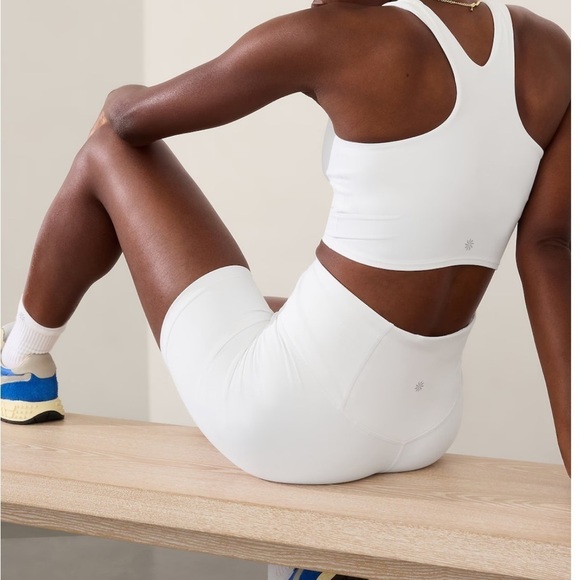 Athleta Conscious Crop Sports Bra Top - Picture 4 of 9